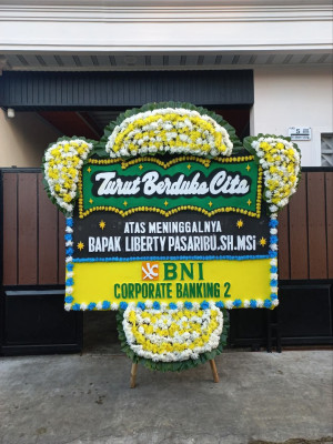 Papan Bunga Duka di Madurejo