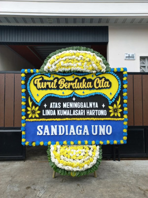 Papan Bunga Duka di Madurejo